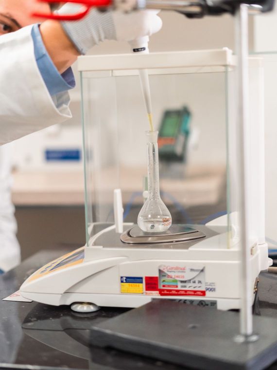 probetas, buretas, pipetas, calibración volumétrica, aparatos de medición de líquidos, material de vidrio metrológico